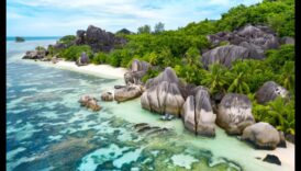 التقاط الجمال الساحلي: المناظر الطبيعية الساحلية حول العالم