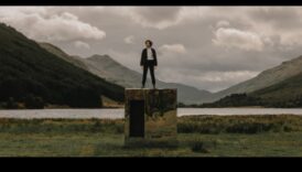 العجائب الافتراضية الثانية: التنقل في حقائق جديدة في مناظر الواقع الافتراضي مرة أخرى